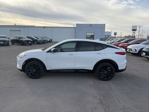 New 2026 Buick Envista Sport Touring w/ Convenience I Package image 3