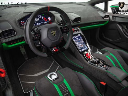Used 2023 Lamborghini Huracan Tecnica image 19