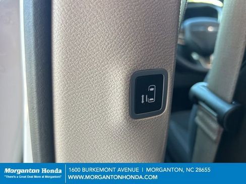 Used 2023 Chrysler Voyager LX FWD image 26