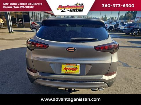 Used 2016 Hyundai Tucson Sport image 4