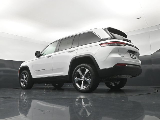 New 2026 Jeep Grand Cherokee Limited AWD/4WD image 22