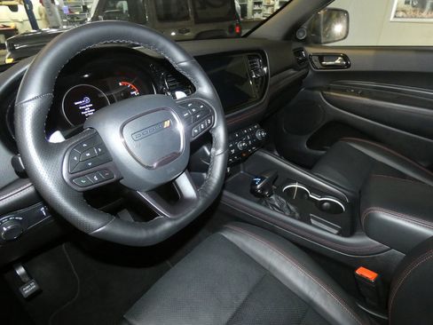 Used 2024 Dodge Durango GT image 8