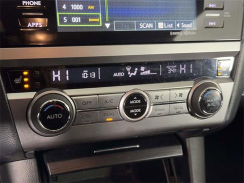 Used 2015 Subaru Outback 3.6R Limited image 28