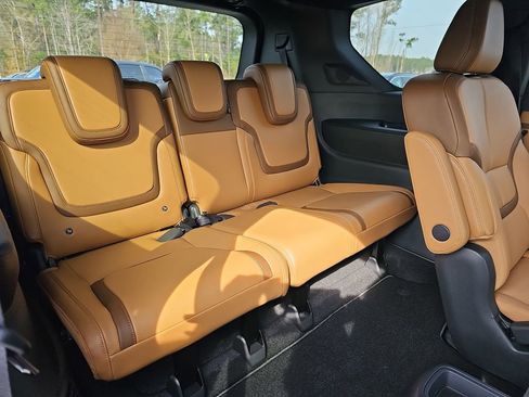 New 2026 Nissan Armada SL w/ Captain's Chari Seat Package RWD image 15