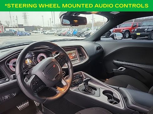 Used 2022 Dodge Challenger R/T Scat Pack w/ Shaker Package image 16