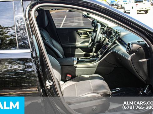 Used 2025 Mercedes-Benz C 300 Sedan image 18