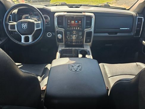 Used 2016 RAM 1500 Laramie AWD/4WD image 18