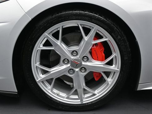 Used 2020 Chevrolet Corvette Stingray Preferred Cpe w/ 2LT Preferred Equipment Group RWD image 35