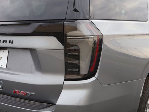 New 2026 Chevrolet Suburban RST w/ Advanced Technology Package AWD/4WD image 7