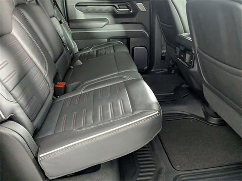 Used 2023 GMC Sierra 1500 AT4X image 32