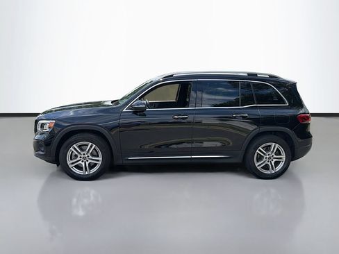 Used 2021 Mercedes-Benz GLB 250 4MATIC image 9