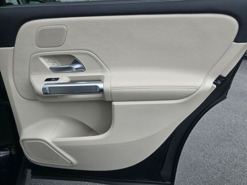 New 2026 Mercedes-Benz GLB 250 4MATIC image 26