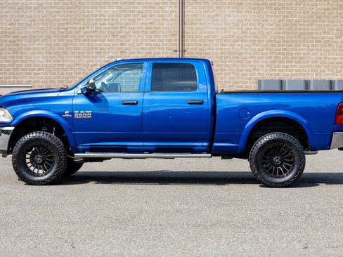 Used 2015 RAM 2500 Tradesman w/ Chrome Appearance Group AWD/4WD image 17