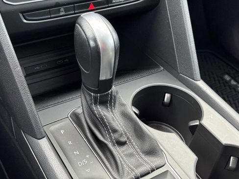 Certified 2023 Volkswagen Atlas SE image 22