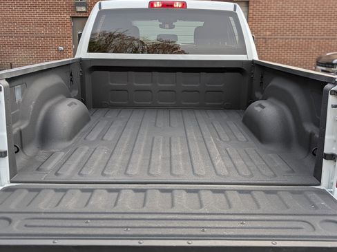 Used 2024 RAM 2500 Big Horn w/ Bed Utility Group image 18