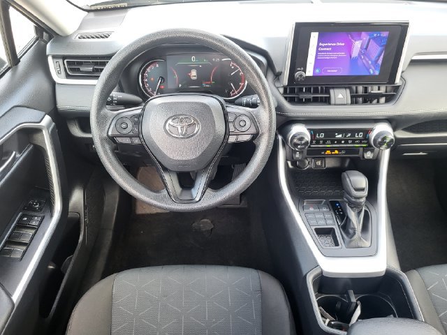 Used 2025 Toyota RAV4 XLE AWD/4WD image 24