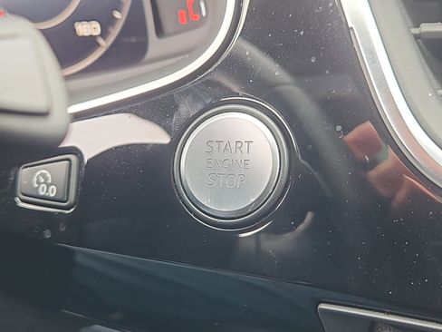 Used 2019 Audi Q7 3.0T Premium Plus image 21