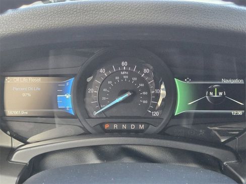 Used 2015 Ford Expedition Limited image 11