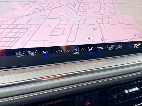 New 2026 Chevrolet Suburban Premier AWD/4WD image 21