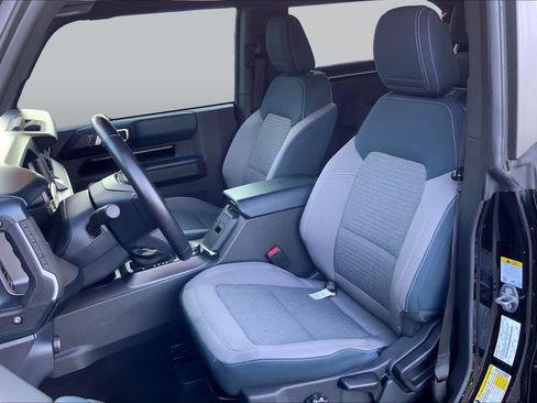 Used 2022 Ford Bronco Outer Banks AWD/4WD image 7