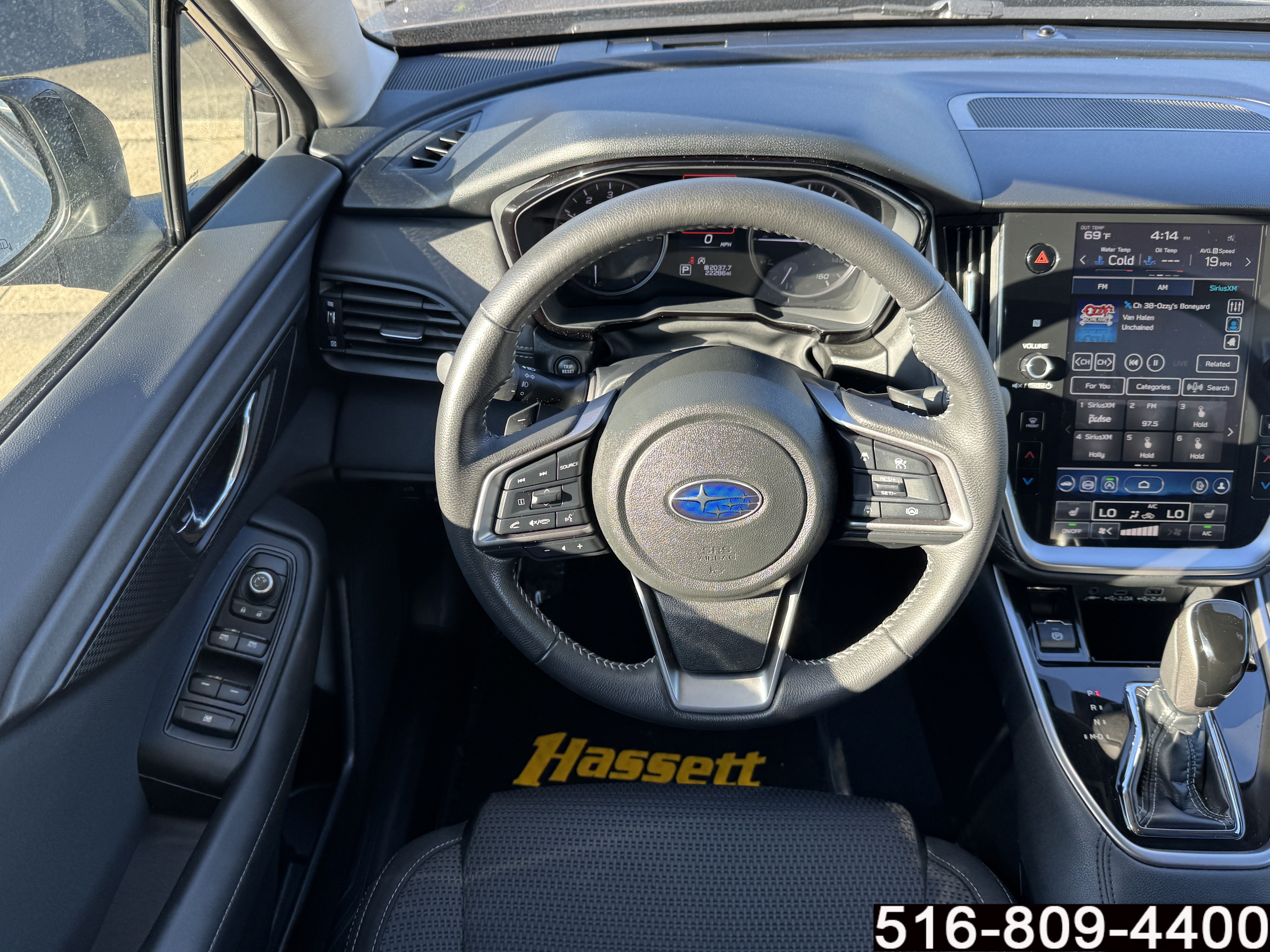 Used 2024 Subaru Outback Premium AWD/4WD image 13