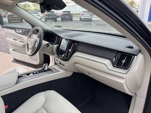 Certified 2023 Volvo XC60 B5 Plus w/ Climate Package AWD/4WD image 35