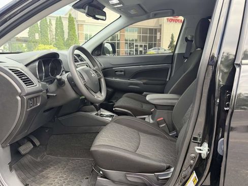 Used 2025 Mitsubishi Outlander Sport ES AWD/4WD image 15