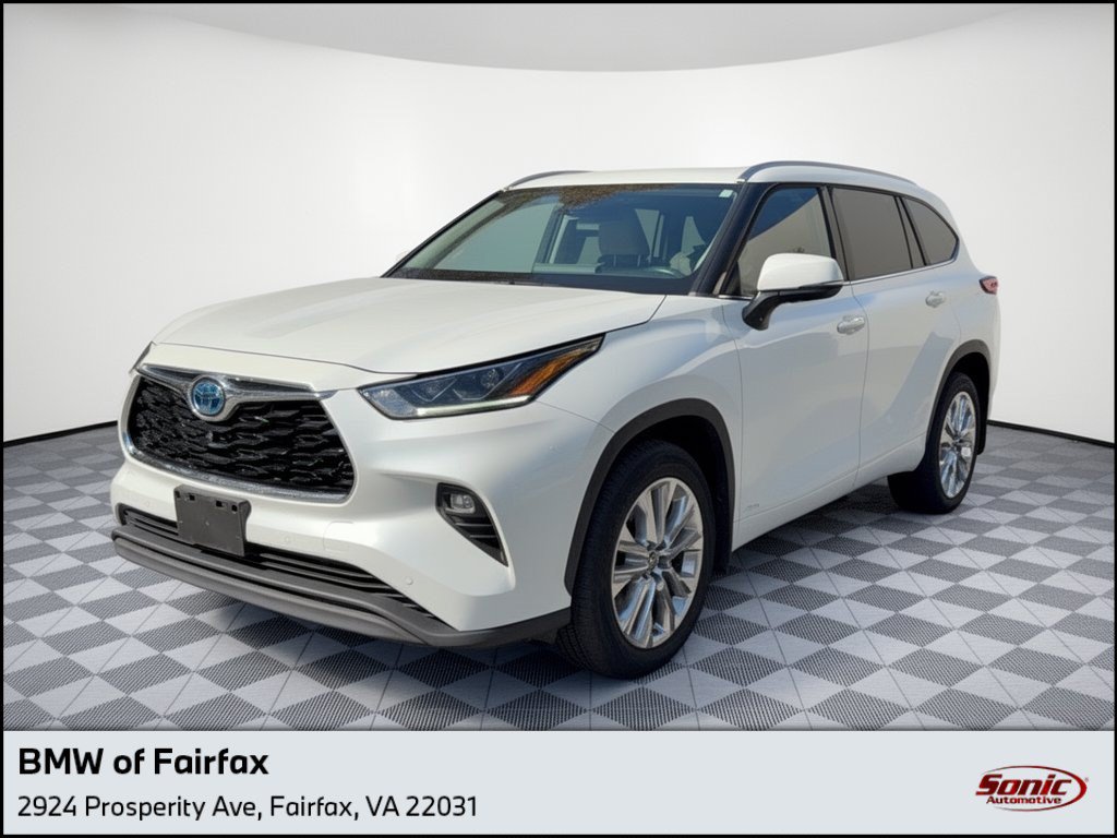 Used 2022 Toyota Highlander Limited AWD/4WD image 1