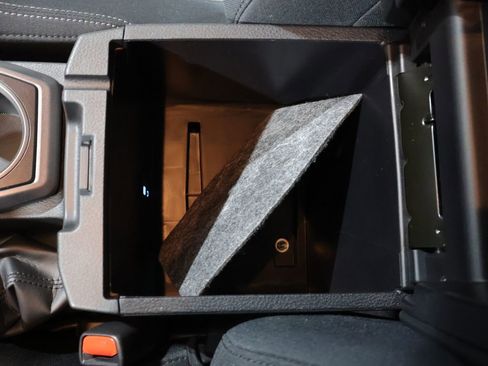 Certified 2023 Toyota Tacoma TRD Sport AWD/4WD image 30