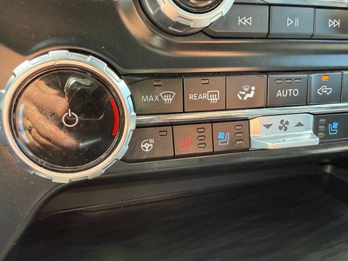 Used 2024 Ford F150 Lariat w/ Equipment Group 502A High AWD/4WD image 51