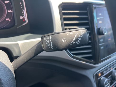 Certified 2022 Volkswagen Atlas SE FWD image 26