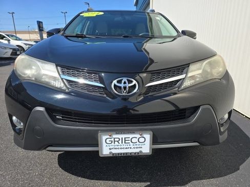 Used 2014 Toyota RAV4 XLE AWD/4WD image 2