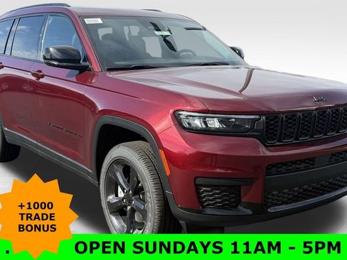 New 2025 Jeep Grand Cherokee L Altitude image 1