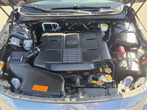 Used 2017 Subaru Outback 3.6R Limited AWD/4WD image 35