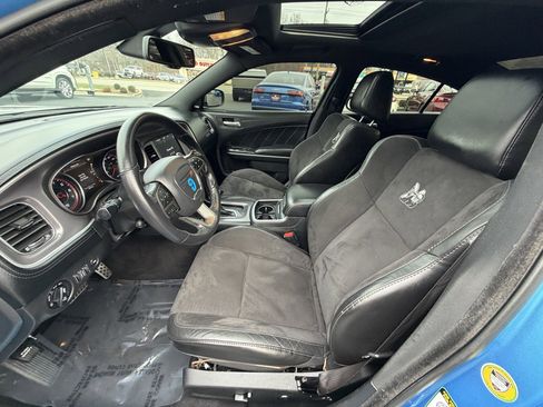 Used 2019 Dodge Charger Scat Pack w/ Plus Group image 19