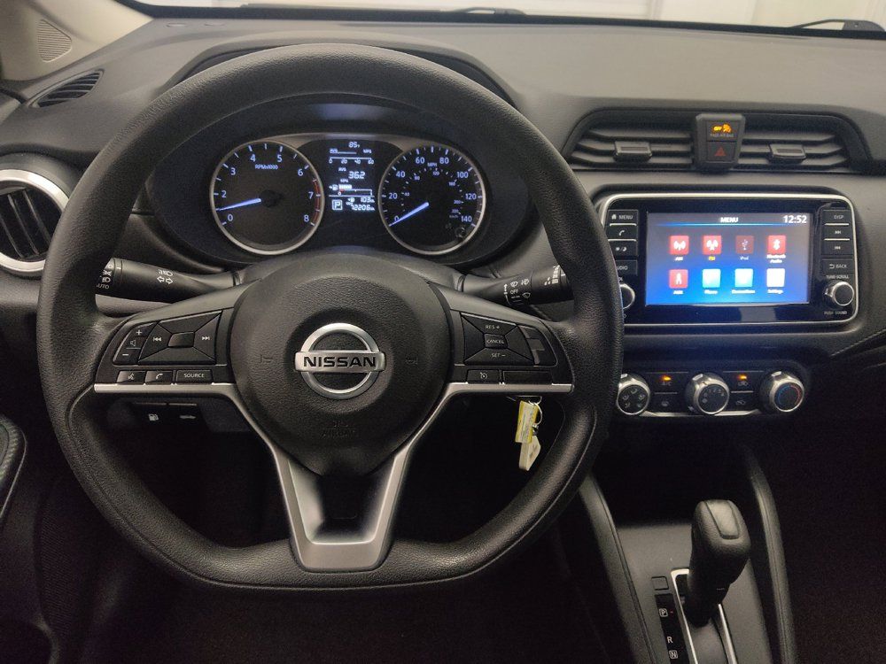 Used 2022 Nissan Versa S FWD image 22