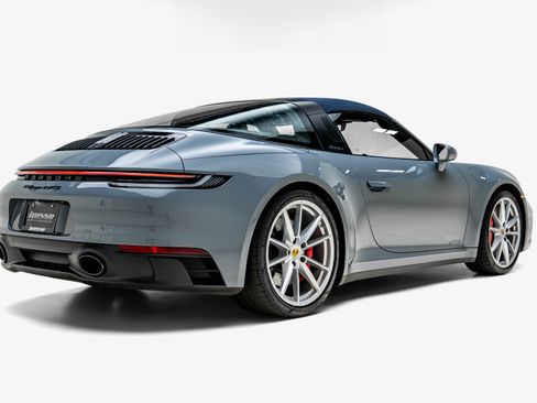 Used 2023 Porsche 911 Targa 4 GTS AWD/4WD image 2