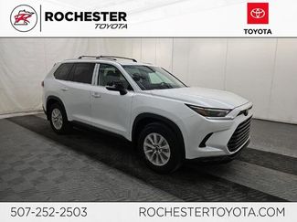 Used 2025 Toyota Grand Highlander AWD video 1