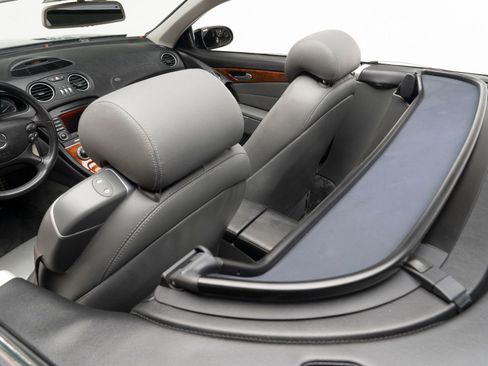 Used 2005 Mercedes-Benz SL 500 image 63