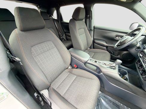 Used 2023 Honda HR-V Sport image 14