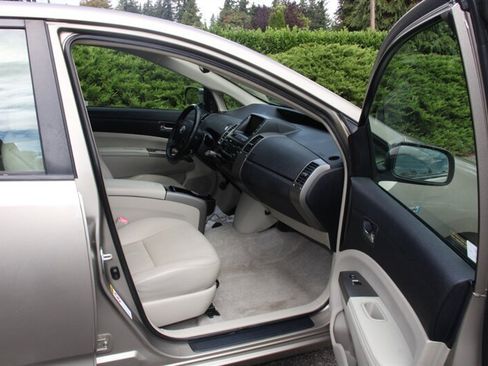 Used 2007 Toyota Prius Touring FWD image 14