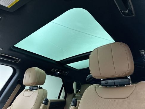 New 2026 Land Rover Range Rover Sport SE image 23