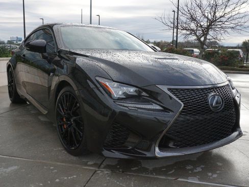 Used 2019 Lexus RC F w/ Premium Package image 3