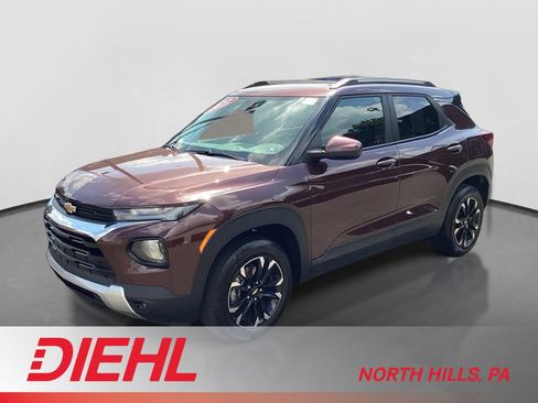 Used 2022 Chevrolet TrailBlazer LT w/ Convenience Package AWD/4WD image 1