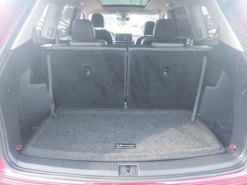 Used 2024 Volkswagen Atlas SEL AWD/4WD image 40