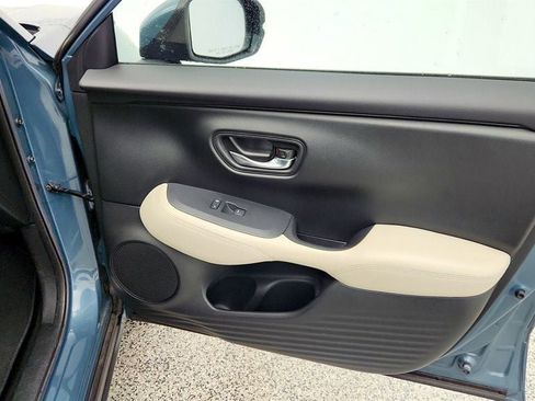 Used 2023 Honda HR-V LX image 25