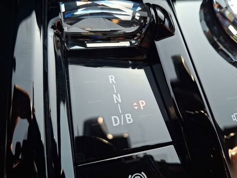 Certified 2026 BMW i5 eDrive40 w/ Executive Package image 16