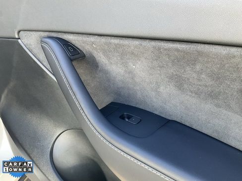 Used 2022 Tesla Model Y Performance image 68