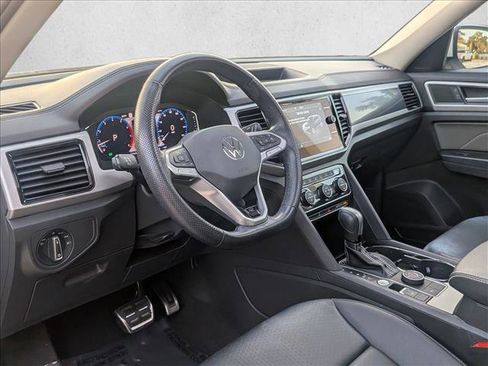 Used 2021 Volkswagen Atlas SEL R-Line image 10