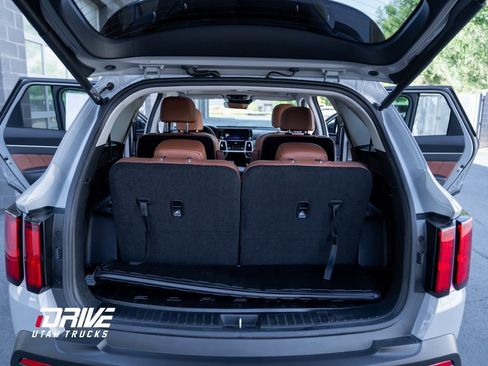 Used 2022 Kia Sorento SX Prestige w/ Rust Color Package image 27